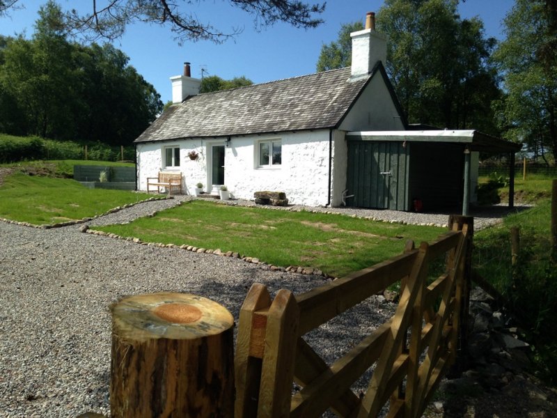 Cuil Moss Cottage